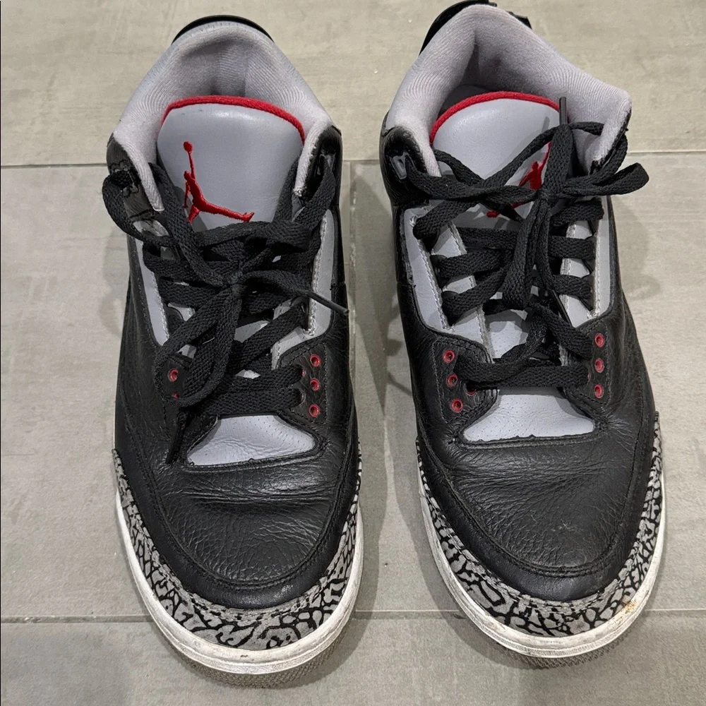 Air Jordan 3 Retro OG "Black Cement" - Picture 6 of 8